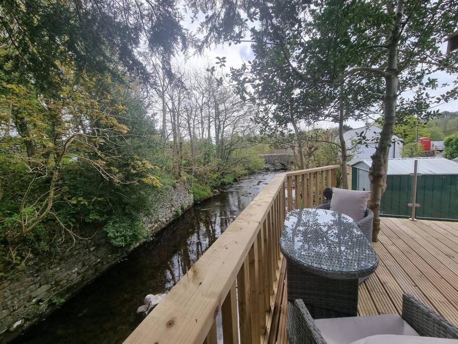 Luxurious Cottage With Hot Tub, Lake District Duddon Extérieur photo