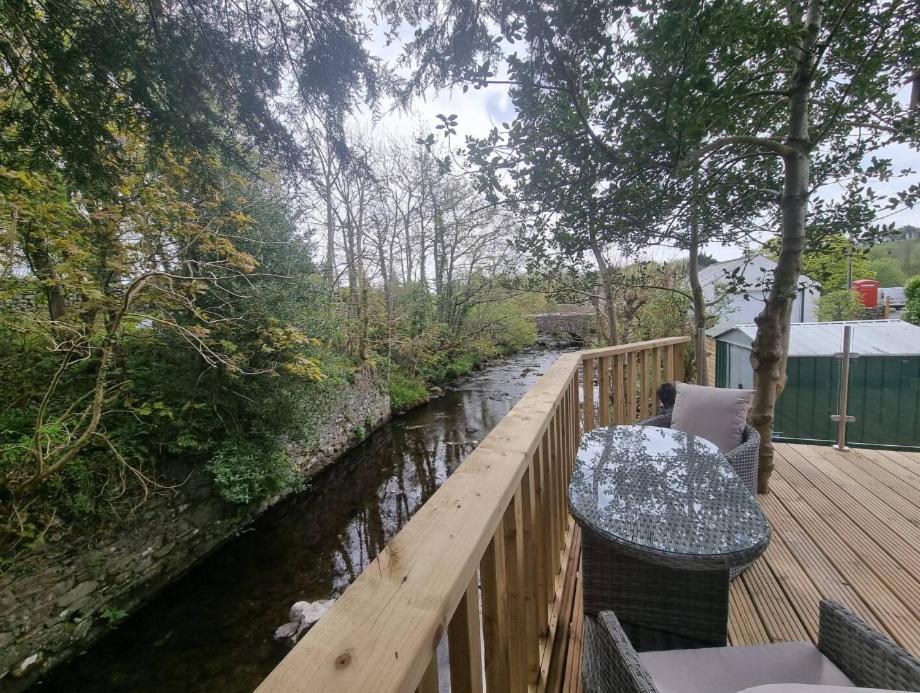 Luxurious Cottage With Hot Tub, Lake District Duddon Extérieur photo