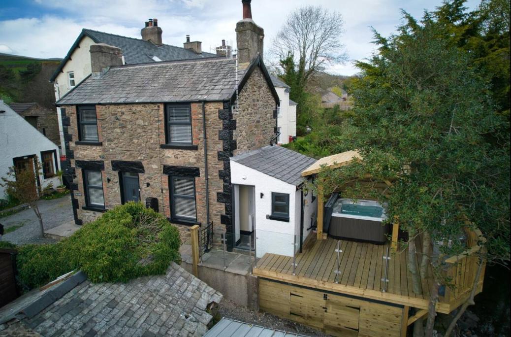 Luxurious Cottage With Hot Tub, Lake District Duddon Extérieur photo