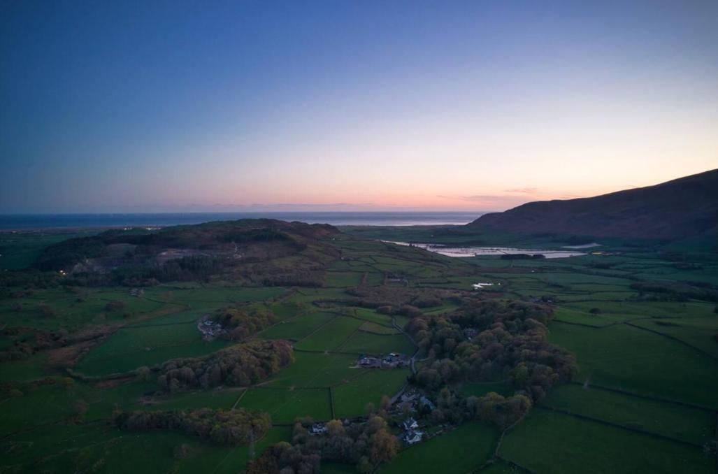 Luxurious Cottage With Hot Tub, Lake District Duddon Extérieur photo